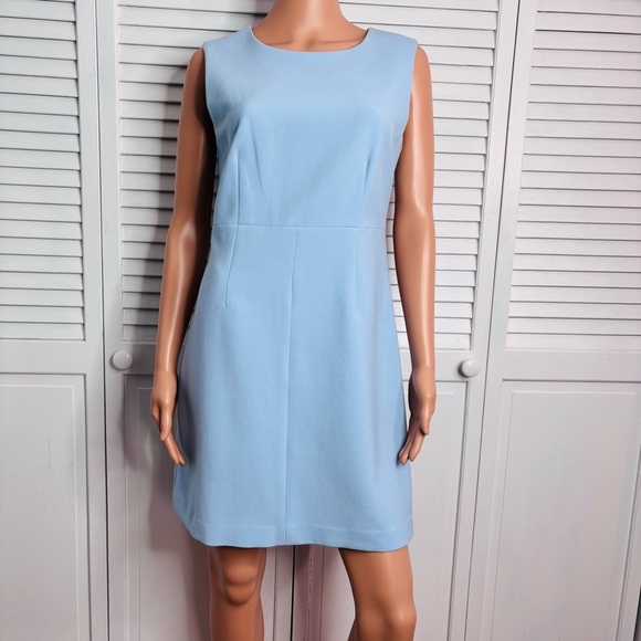 Diane Von Furstenberg Dresses & Skirts - DIANE VON FURSTENBERG Robin Blue Carrie Dress Size 8